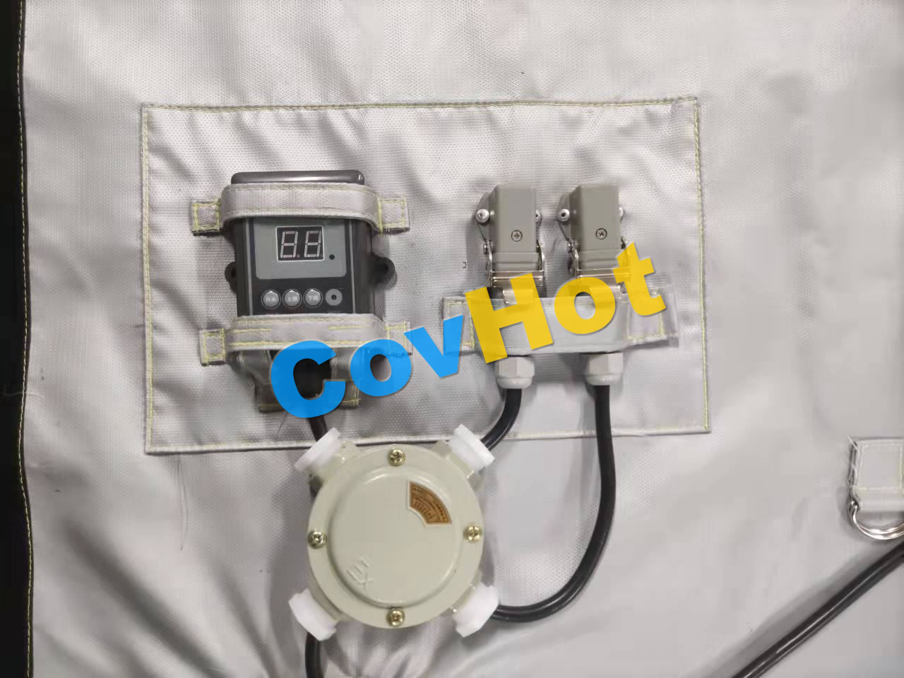 電伴熱<a href=http://www.dearbornperformance.com/e/tags/?tagname=%E4%BF%9D%E6%B8%A9%E5%A5%97 target=_blank class=infotextkey>保溫套</a>